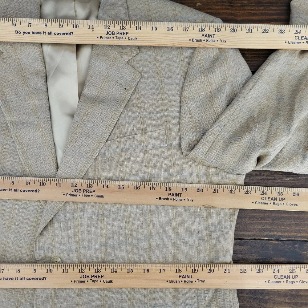 Hart‎ Schaffner Marx Men's Sport Coat Blazer Two Button Beige Plaid Size 44R